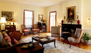federal house living room